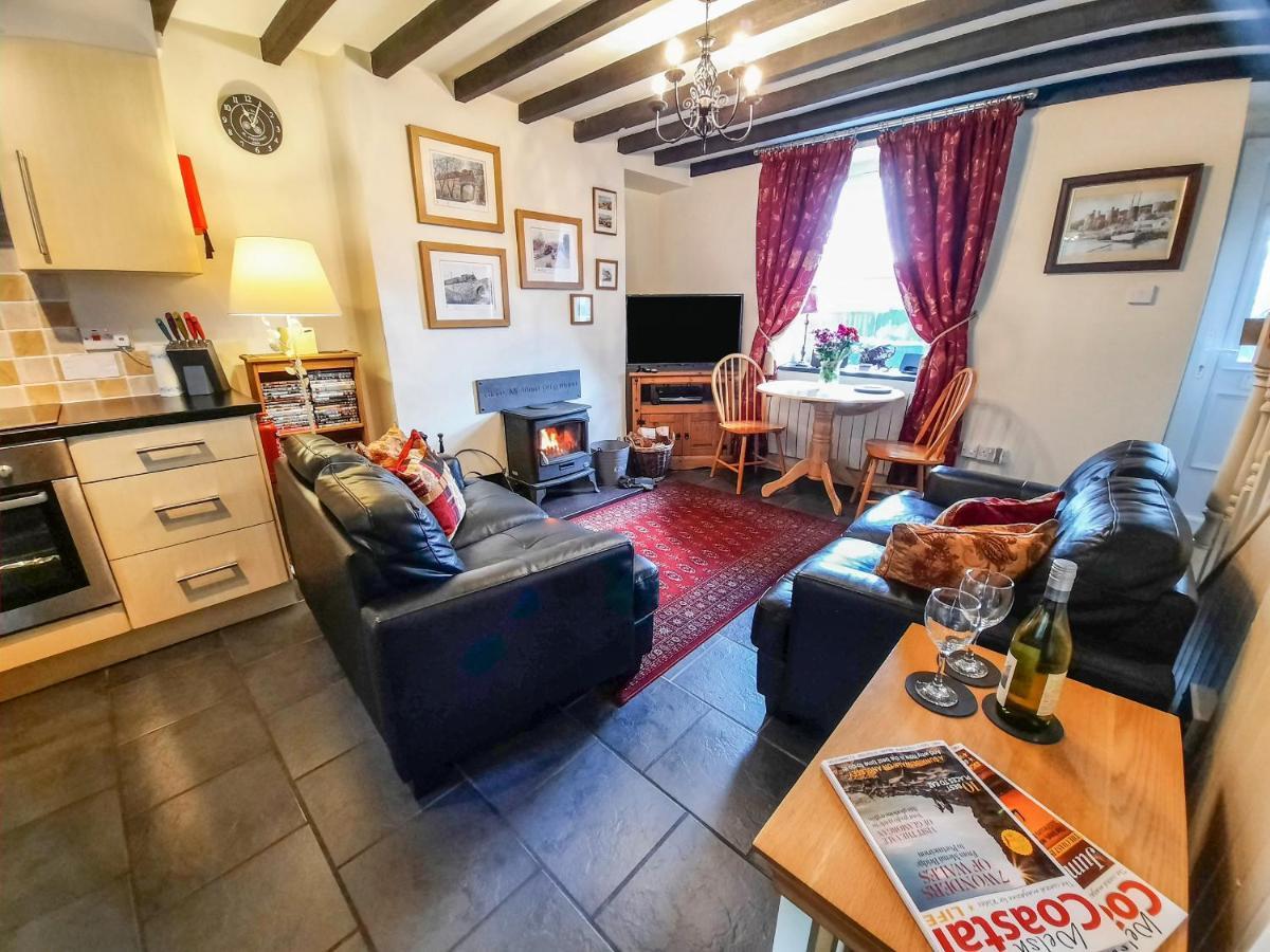 Bwthyn Ger Afon Riverplace Cottage Blaenau Ffestiniog Exterior foto